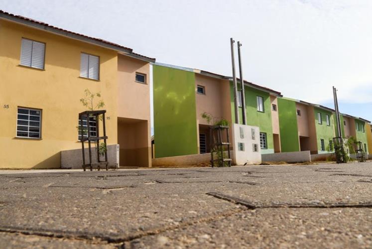  Secretaria da Habitação entrega moradias e títulos de propriedade na região de São José dos Campos